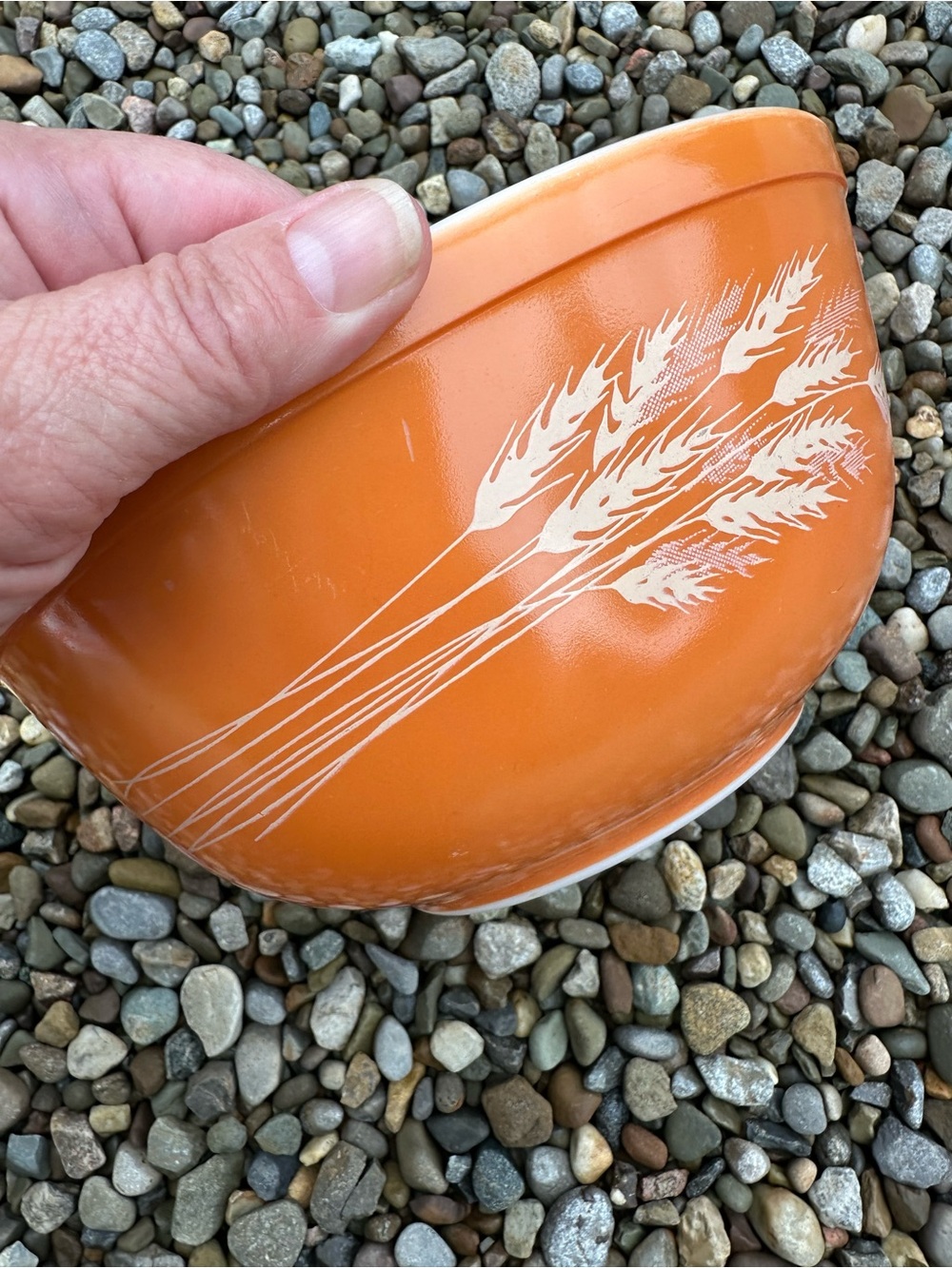 Pyrex 2.5 Qrt Mixing Bowl - Picture 2 of 6